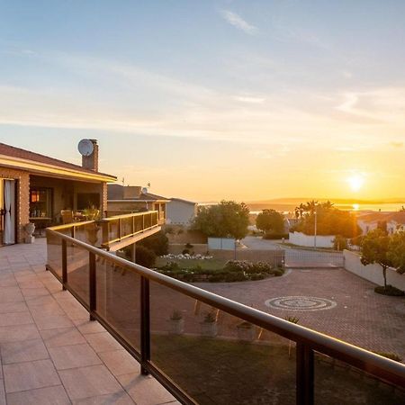 Glenfinnan Guest House Langebaan Exterior photo